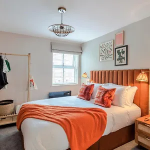 https://old-kent-road-i-your-apartment.cambridgehotelsuk.com