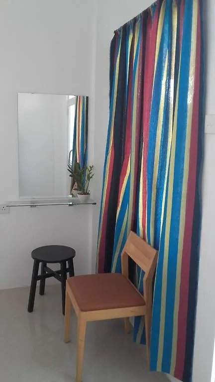 Araliya White House Apartment Negombo