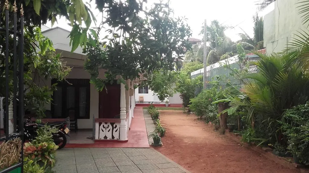 Araliya White House Apartment Negombo 0*,