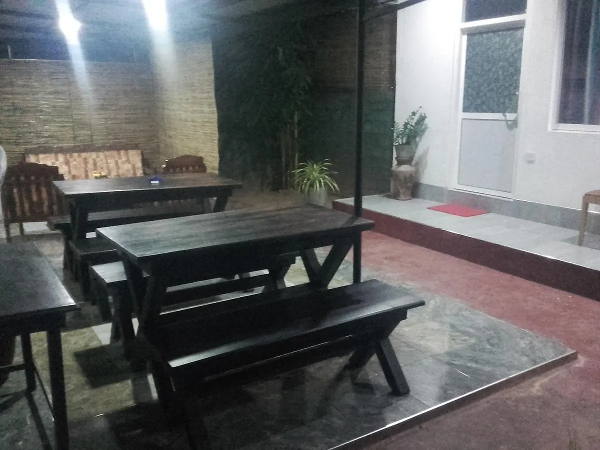 Homestay Araliya White House Apartment Negombo